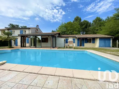 Maison à Vensac (33590)