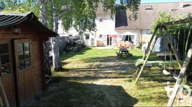 House at Nandy (77176)