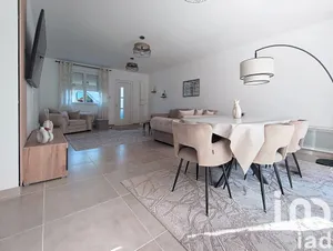 Maison de village à Sermaise (91530)