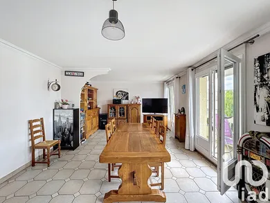 Appartement à Livry-Gargan (93190)