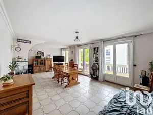 Apartment at Livry-Gargan (93190)