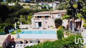 Maison traditionnelle à Sanary-sur-Mer (83110)