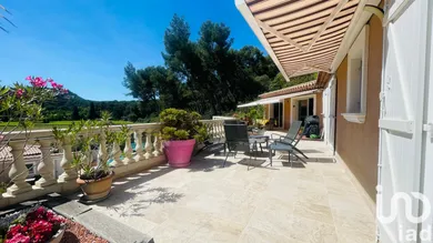 Traditional house in Sanary-sur-Mer (83110)