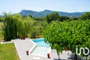 House at Solliès-Pont (83210)