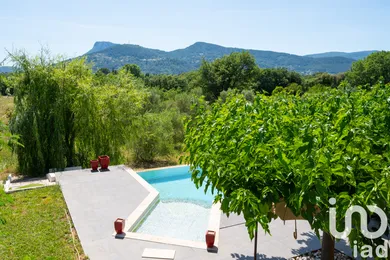 Maison à Solliès-Pont (83210)