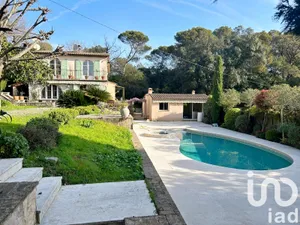 Traditional house at Mougins (06250)