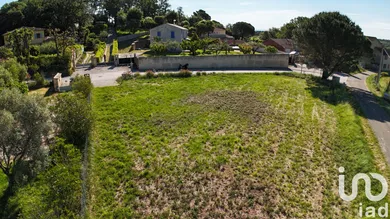 Terrain à bâtir à Sabran (30200)