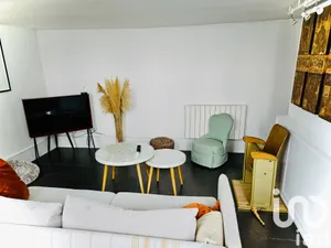 Apartment at Versailles (78000)