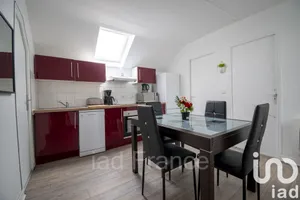 Apartment at Rosny-sur-Seine (78710)