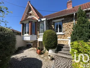 House at Sainte-Geneviève-des-Bois (91700)