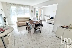 Apartment at Noisy-le-Sec (93130)