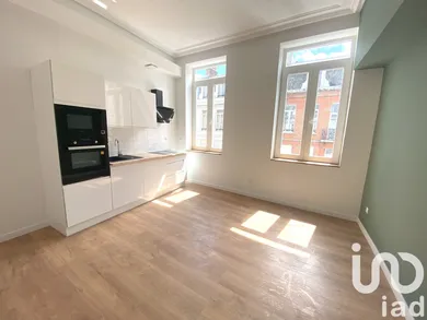 Apartment in Lille (59800)