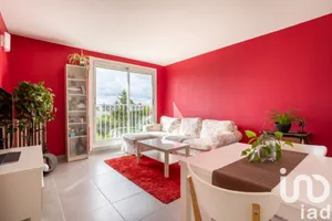Apartment at Saint-Maur-des-Fossés (94100)