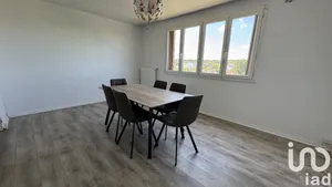 Apartment at Les Clayes-sous-Bois (78340)