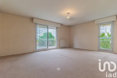 Apartment in Suresnes (92150)