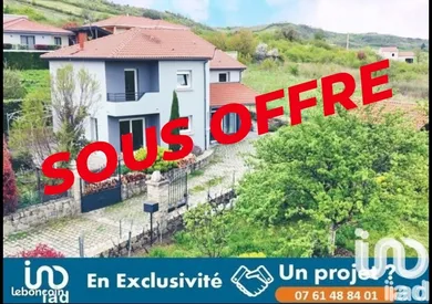 Architectural house at Les Martres-de-Veyre (63730)