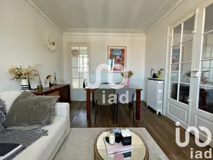 Apartment at Courbevoie (92400)