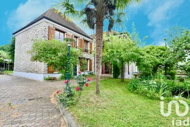 House in Favières (77220)