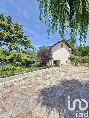 Maison traditionnelle à Clarafond-Arcine (74270)