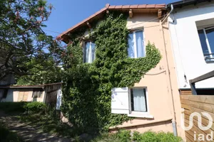 Maison à Clermont-Ferrand (63100)