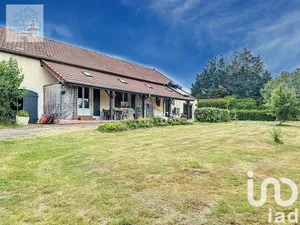 Longere at Champvert (58300)