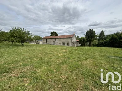 House in Monts-sur-Guesnes (86420)