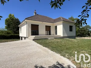 House at Mesnil-Sellières (10220)