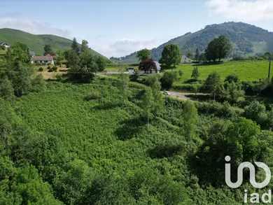 Land at Issor (64570)