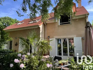 Maison traditionnelle à Montévrain (77144)