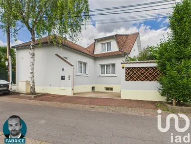 Maison à Créteil (94000)