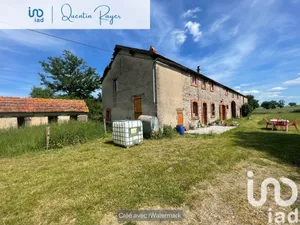 Longere at Pierrefitte-sur-Loire (03470)