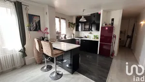 Apartment in Les Pavillons-sous-Bois (93320)