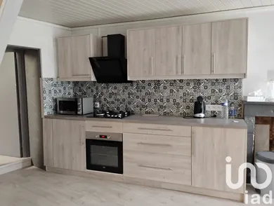 Maison de village à Châteaumeillant (18370)