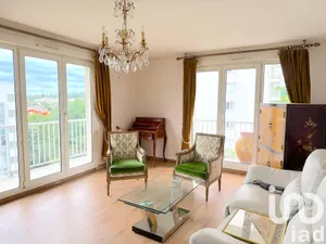 Apartment at Villemomble (93250)
