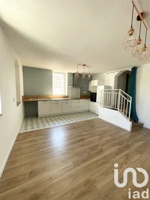 Apartment at Névian (11200)