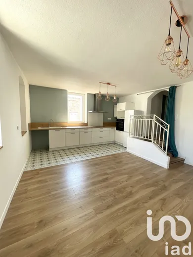 Appartement à Névian (11200)