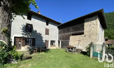 Maison traditionnelle à Cognin-les-Gorges (38470)