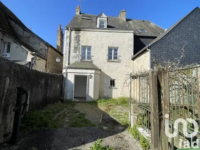 Building in neuille pont pierre  (37360)