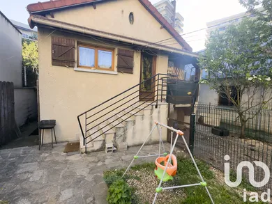 Immeuble à Maisons-Alfort (94700)