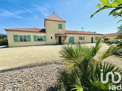 Maison traditionnelle à Pescadoires (46220)
