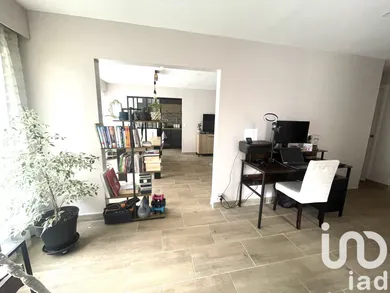 Apartment in Épinay-sous-Sénart (91860)