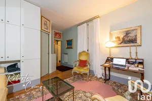 Apartment at Paris (75003)