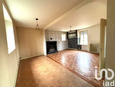 House in Hénon (22150)