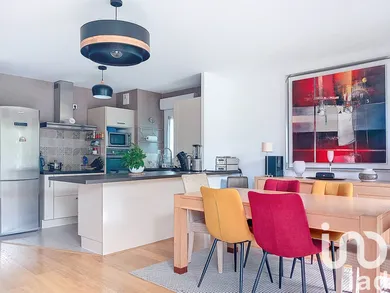 Appartement à Saint-Grégoire (35760)