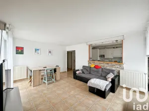 Appartement à Sainte-Geneviève-des-Bois (91700)
