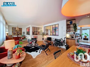 Apartment at Saint-Denis (93210)