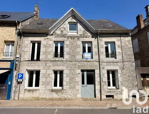 Maison de ville à Bréhal (50290)