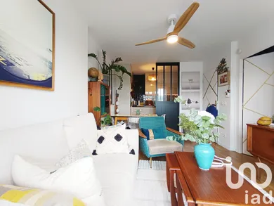 Apartment in Puteaux (92800)