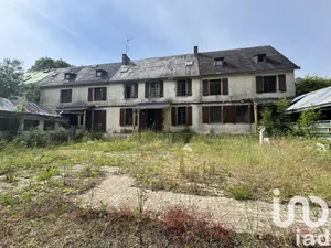 House at Moncoutant (79320)