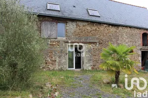 Longere at Saint-Léger (53480)